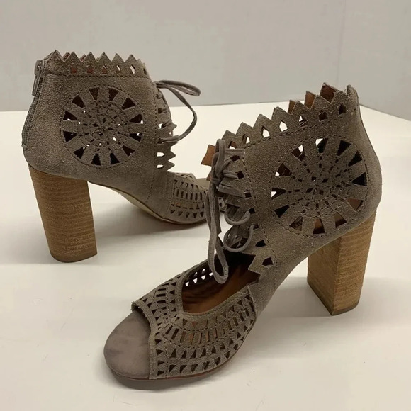 Jeffrey Campbell Cordia Peep Toe Heels Laser Cut Suede High Heels Ankle Size 6.5 - Picture 8 of 12